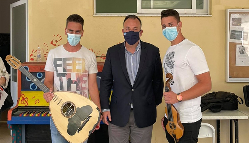 Επίσκεψη Ιωάννη Παππά στο Μουσικό Σχολείο. Εξασφάλισε πόρους για την αναβάθμιση των υποδομών.