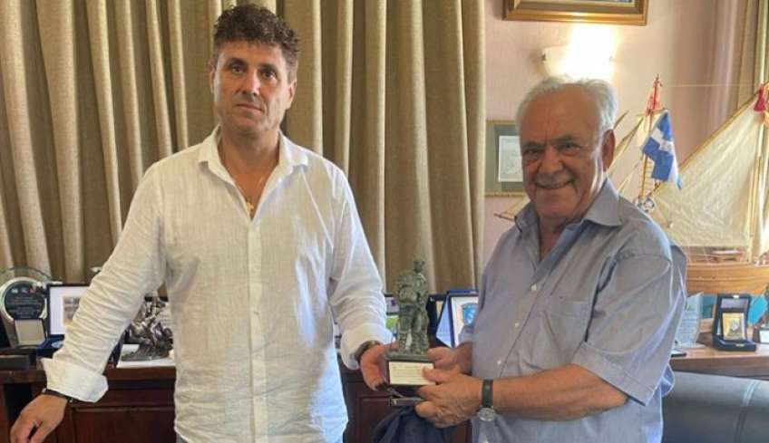 Συνάντηση με τον Γιάννη Δραγασάκη είχε ο δήμαρχος της Σύμης