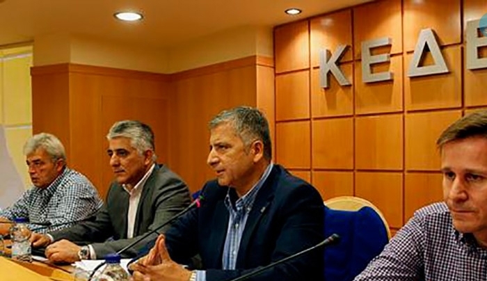 ΚΕΔΕ: Εξαίρεση από τον Τειρεσία για τις εταιρίες που ανέλαβαν έργα για Δήμους από το ΕΣΠΑ 2007-2013
