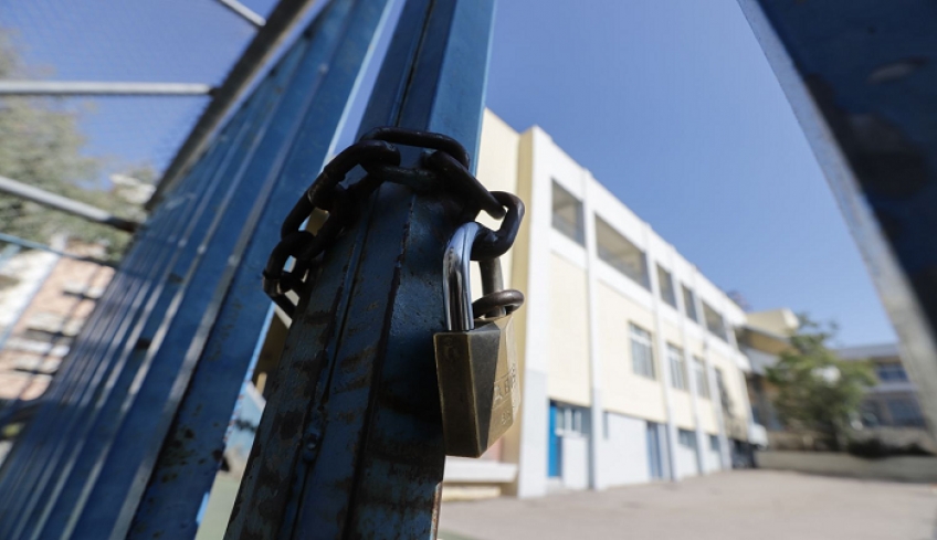 Σχολεία: Εκ περιτροπής μαθητές και διαλείμματα, επεκτείνεται η σχολική χρονιά, νωρίτερα θα ανοίξουν τον Σεπτέμβρη, τέλος οι προαγωγικές