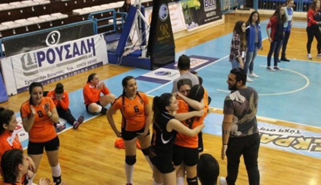 Πρωταθλήτριες οι κορασίδες με θρίλερ σε ισοβαθμία