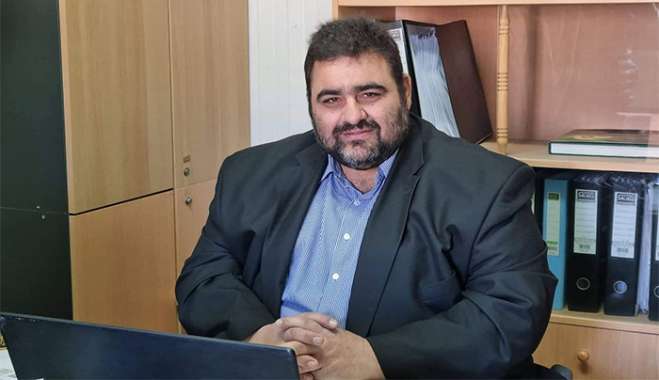 Μιχάλης Λουλούς: "Όσα δεν φτάνει η αλεπού, τα κάνει κρεμαστάρια"
