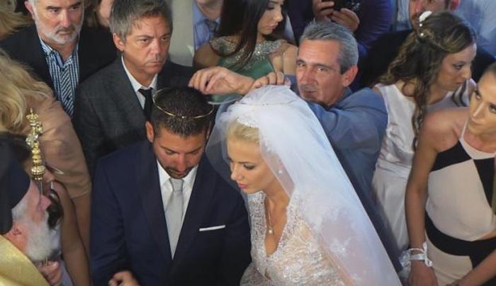 Παραμυθένιος γάμος για την όμορφη Κατερίνα Μονογιού στη Μύκονο [φωτό-βίντεο]