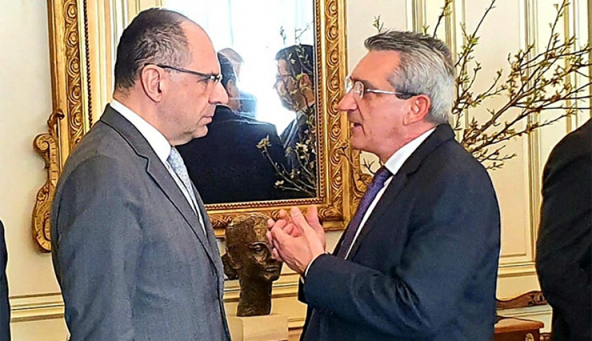 Τα ειδικά θέματα των νησιών στην διαχείριση της κρίσης λόγω κορωνοϊού, έθεσε ο Περιφερειάρχης στη σύσκεψη υπό τον Πρωθυπουργό, στο Μέγαρο Μαξίμου