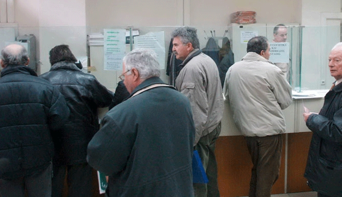 280.000 υποψήφιοι συνταξιούχοι βάζουν φωτιά στο ασφαλιστικό σύστημα