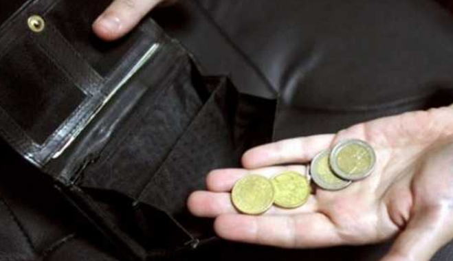 Δεν θα κοπούν φως, νερό, τηλέφωνο κι ας υπάρχουν απλήρωτοι λογαριασμοί