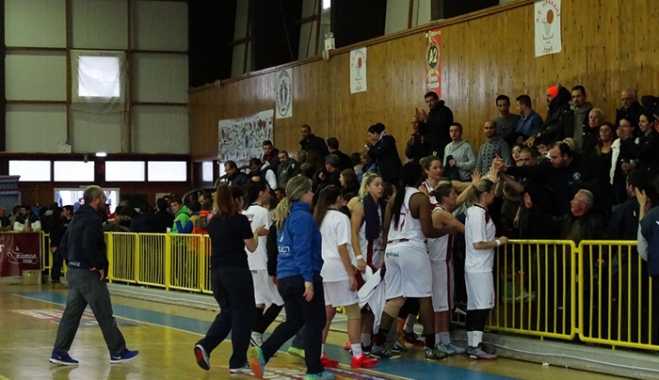 Όλοι στο Κλειστό, τo Σάββατο 21/2 ώρα 16:00, για να ενισχύσουμε τις γυναίκες του Ιπποκράτη