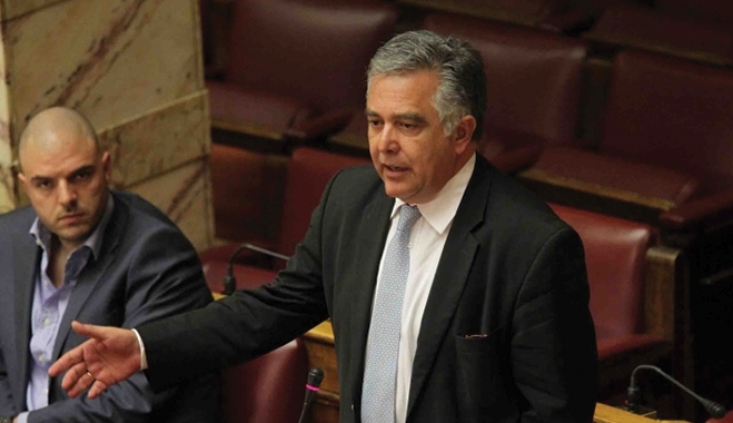 Ο Βασίλης Α. Υψηλάντης στον Πειραιά για τον εορτασμό της 70ης επετείου  της επανάστασης των Μενετιατών Καρπάθου.
