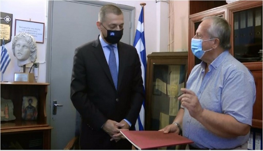 Συνάντηση του υφυπουργού Εθνικής Άμυνας με τον δήμαρχο Καλυμνίων Δ. Διακομιχάλη