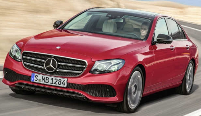 Ανακαλούνται οχήματα της Mercedes για κίνδυνο διαρροής καυσίμου