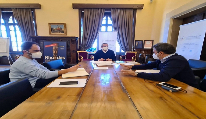 Διακόσια είκοσι δύο (222) αρχεία ο φάκελος του Εθνικού Θεάτρου που συνέταξε και υπέβαλε ο Δήμος Ρόδου στο Υπ. Πολιτισμού