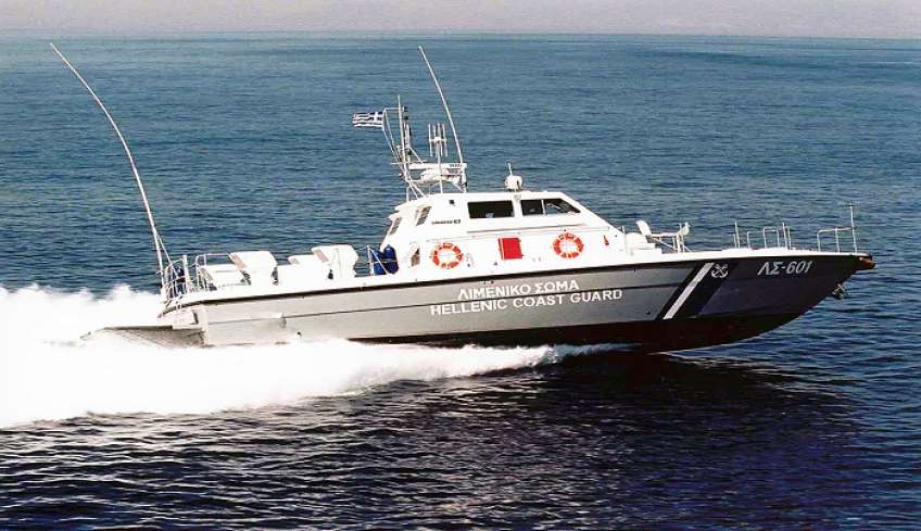 Πτώση άνδρα στη θάλασσα στην Κάρπαθο