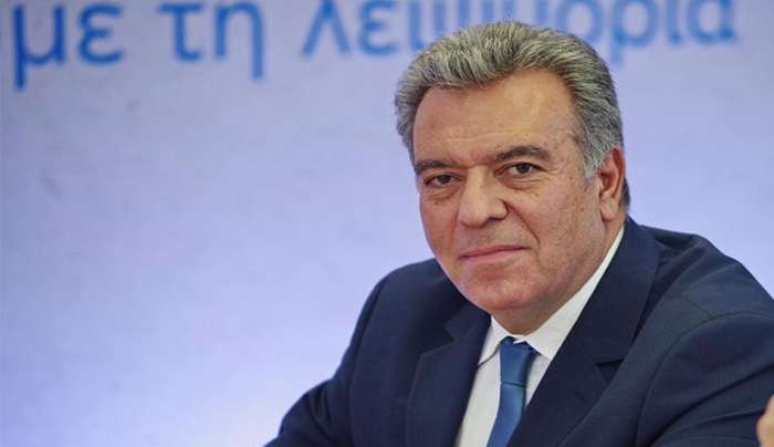 ΜΑΝΟΣ ΚΟΝΣΟΛΑΣ: «Το πρόβλημα της λειψυδρίας μας αφορά όλους, αφορά όλα τα νησιά.  Είναι κορυφαία προτεραιότητα»