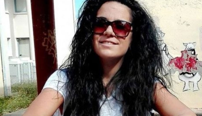 Δεν ξεχνάει τα παιδιά της