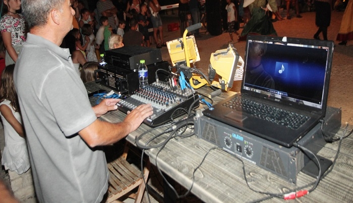 Με εργόσημο η πληρωμή τραγουδιστών και DJ σε γάμους και βαφτίσεις