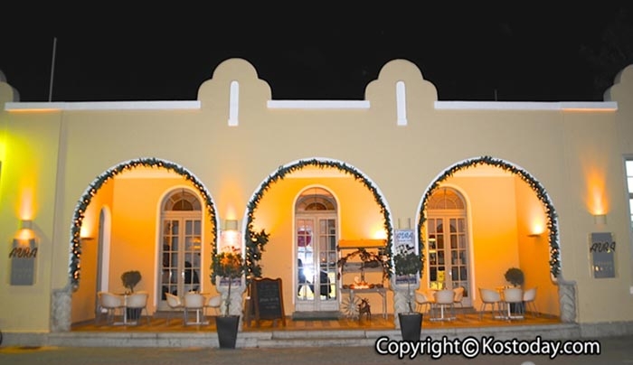 Το "Avra lounge cafe" κοντά μας και τις γιορτές