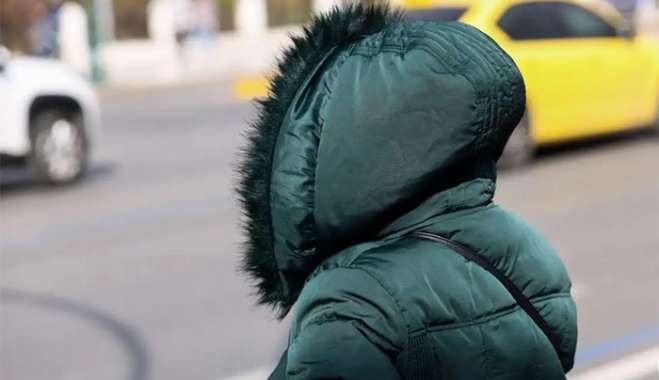 Καιρός σήμερα: Η θερμοκρασία θα κάνει νέα «βουτιά» – Οι περιοχές όπου είναι πιθανό να βρέξει