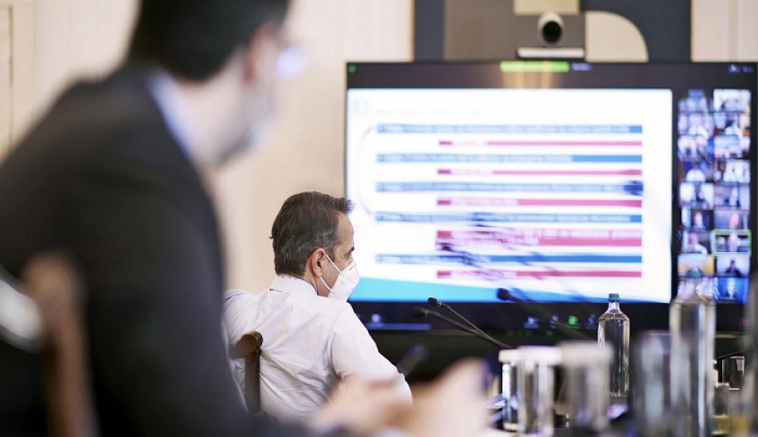 Μητσοτάκης στο υπουργικό: Τέλη Μαΐου θα φτάσουμε τα 5 εκατομμύρια εμβολιασμούς -Οσα είπε και για τα μέτρα στήριξης