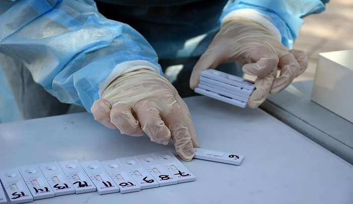 Κορωνοϊός: 52.966 κρούσματα και 138 θάνατοι την περασμένη εβδομάδα