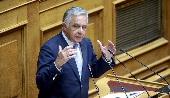 Ερώτηση του Βασίλη Α. Υψηλάντη για τον κίνδυνο μαζικού αποκλεισμού ξενοδοχειακών επιχειρήσεων από την παραχώρηση παραλίας