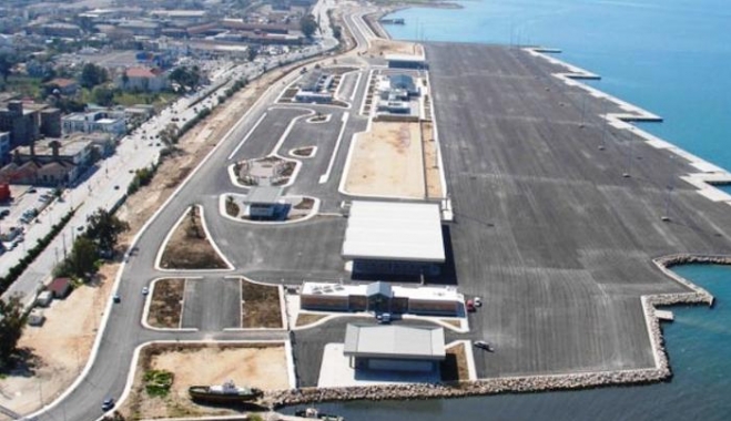 Ξηλώνονται οι διοικήσεις 10 λιμανιών που ιδιωτικοποιούνται