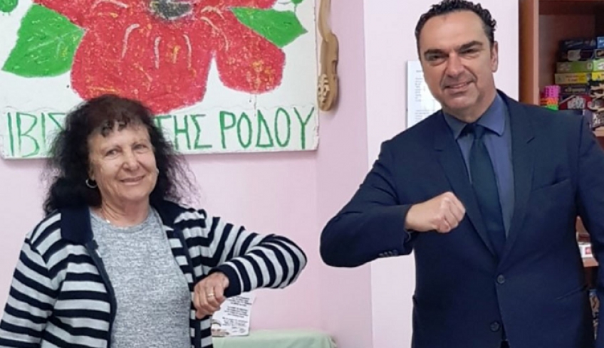 Η Περιφέρεια στηρίζει το Κέντρο Ελπίδα και τις Κοινωνικές Δομές