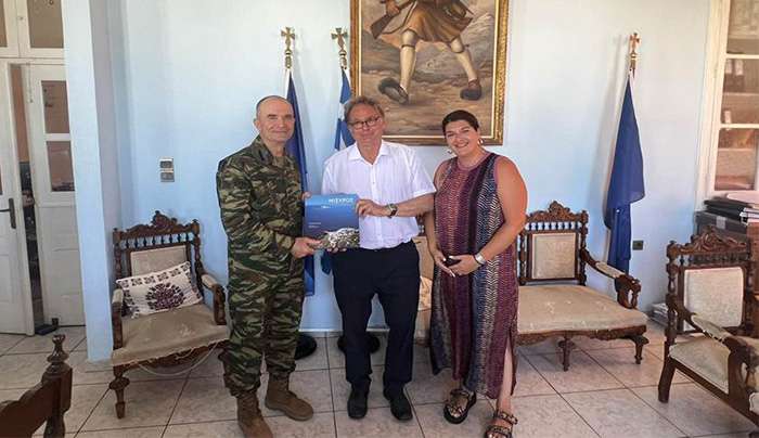 Επίσκεψη του αρχηγού ΓΕΣ και της στρατιωτικής ηγεσίας στη Νίσυρο