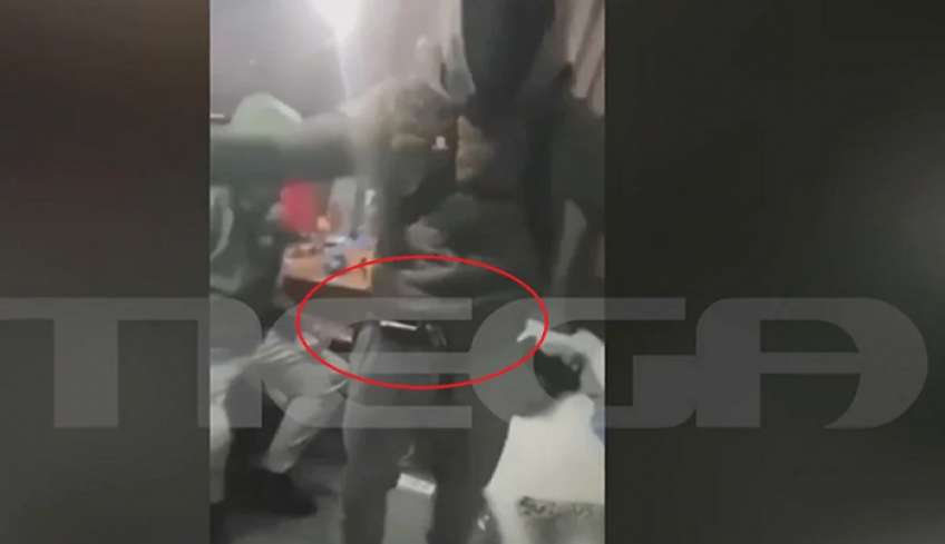 Ζωγράφου: Βίντεο ντοκουμέντο με όπλα μέσα στις εστίες -Ποιος ο ρόλος της δόκιμης αστυνομικού που συνελήφθη (βίντεο)