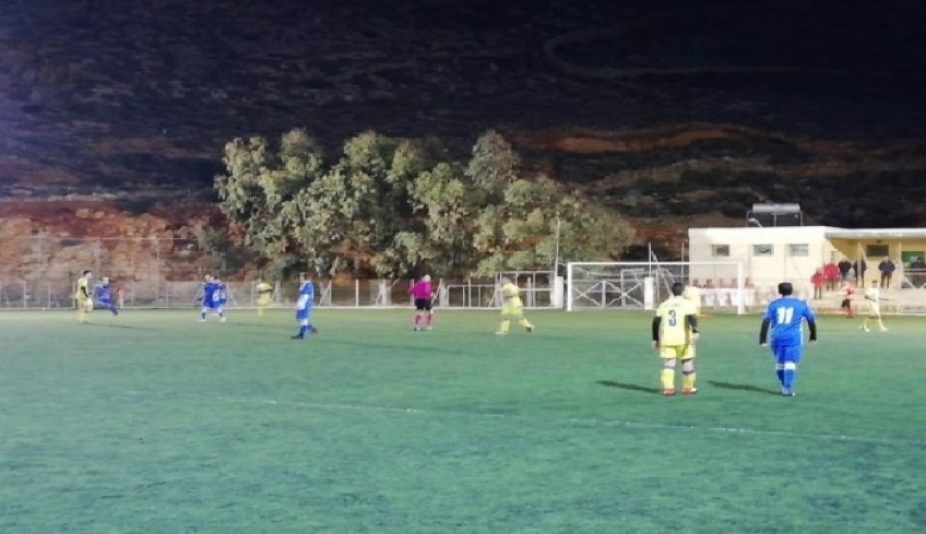 Εύκολες νίκες για παίδες και νέους