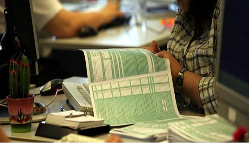 Ποιοι θα πληρώσουν 50% λιγότερο φόρο με τα φετινά εκκαθαριστικά της Εφορίας - Αναλυτικά παραδείγματα