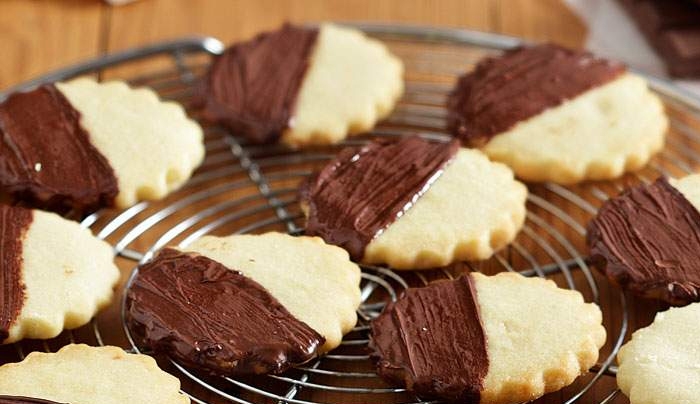 Μπισκότα shortbread με σοκολάτα