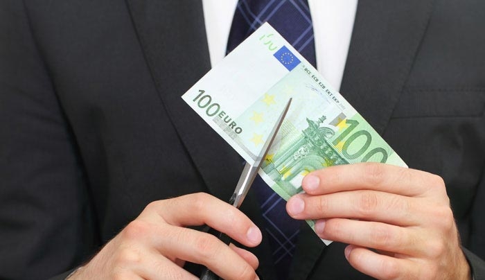Συντάξεις: Οδυνηρό plan B για τις επικουρικές! Σενάρια για νέες μειώσεις 6%!