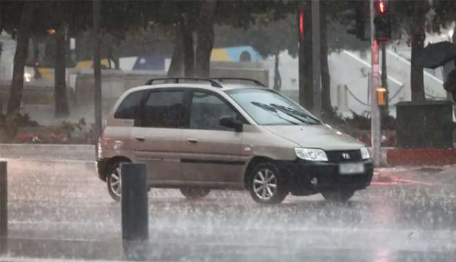 Καιρός σήμερα: Ισχυρές βροχές με καταιγίδες και χαλάζι – Πού θα χτυπήσει η κακοκαιρία