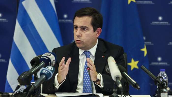 Ο Μηταράκης πάει στον ΟΗΕ το περιστατικό με τους 92 γυμνούς στον Έβρο - «Έχουμε εικόνες και βίντεο»