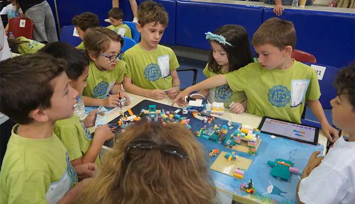 “Τα Φεστιβάλ Εκπαιδευτικής Ρομποτικής FIRST® LEGO® League Expo ταξίδεψαν σε όλη την Ελλάδα το περασμένο Σαββατοκύριακο, συγκεντρώνοντας πάνω από 1.700 παιδιά!”