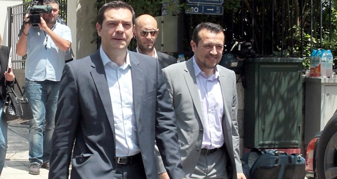 Συνάντηση με Παπούλια θα ζητήσει ο Τσίπρας