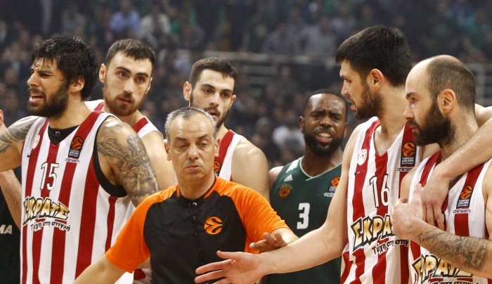 Ολυμπιακός: Ο Μπλατ μίλησε με Σπανούλη και τους δύο «Παπ» και όλα δείχνουν παραμονή