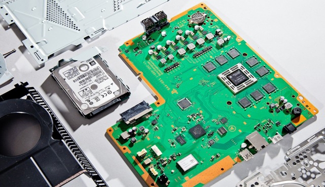 Μπορεί η Microsoft να καλύψει το κενό στην απόδοση του Xbox One και του PS4?