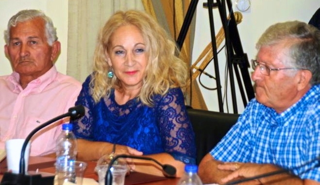 Ι. Ρούφα: "Με ποια απόφαση επεστράφησαν οι φάκελοι υποψήφιων προς αξιολόγηση υπαλλήλων;"