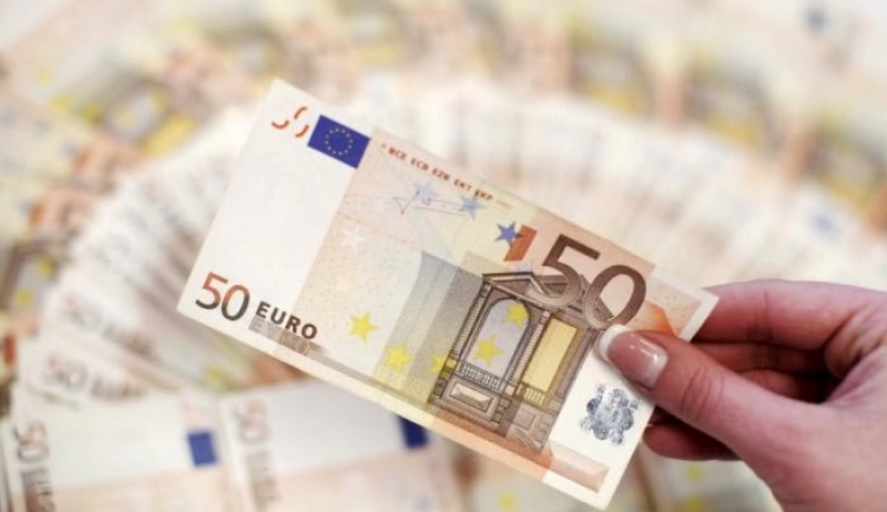 Μήνας «φωτιά» ο Νοέμβριος για την οικονομία – Κληρώνει για κοινωνικό μέρισμα