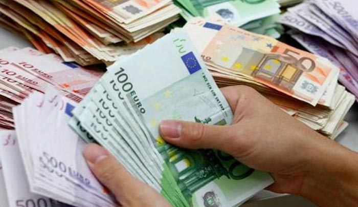 Στον εισαγγελέα όσοι βρέθηκαν με μεγάλες καταθέσεις στους τραπεζικούς τους λογαριασμούς
