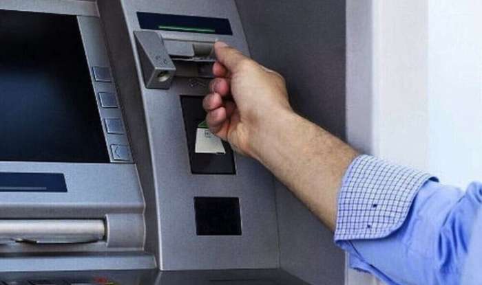 Τράπεζες: Κατεβάζουν ρολά - Παγώνουν οι συναλλαγές για έξι ημέρες - Χωρίς σούπερ μάρκετ για 3 μέρες
