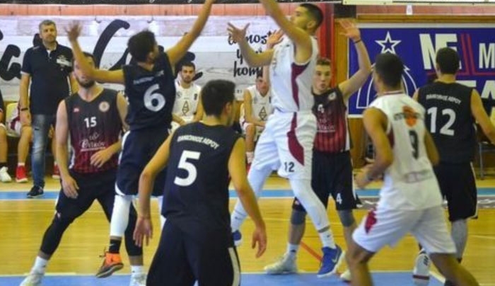 Η προκήρυξη των εφήβων
