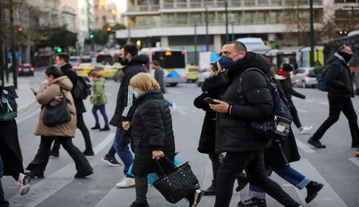 Κορονοϊός και γρίπη «παρέα» ανησυχούν τους επιστήμονες - Η προειδοποίηση ECDC για νέο στέλεχος της Όμικρον