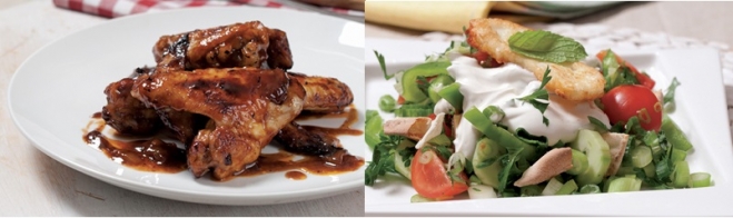 Φτερούγες σε BBQ μαρινάδα και σαλάτα δροσερή με γιαούρτι μαζί με αραβική πίτα