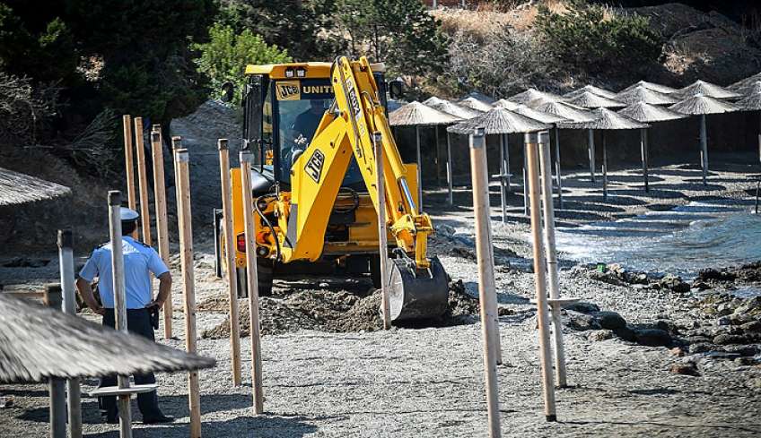 Νέα εισαγγελική εγκύκλιος για την προστασία του κοινόχρηστου χώρου του αιγιαλού από αυθαίρετες κατασκευές