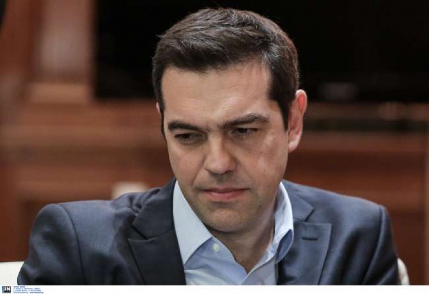Ο Τσίπρας αποδέχεται την οδυνηρή γι' αυτόν πραγματικότητα