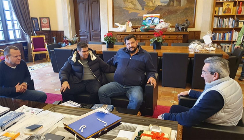 ΧΛΟΟΤΑΠΗΤΑΣ ΚΑΙ ΗΛΕΚΤΡΟΦΩΤΙΣΜΟΣ ΣΤΟ ΓΗΠΕΔΟ ΤΗΣ ΔΙΜΗΛΙΑΣ ΘΑ ΔΙΑΤΕΘΟΥΝ 325.000 ΕΥΡΩ ΑΠΟ ΤΗΝ ΠΕΡΙΦΕΡΕΙΑ ΝΟΤΙΟΥ ΑΙΓΑΙΟΥ