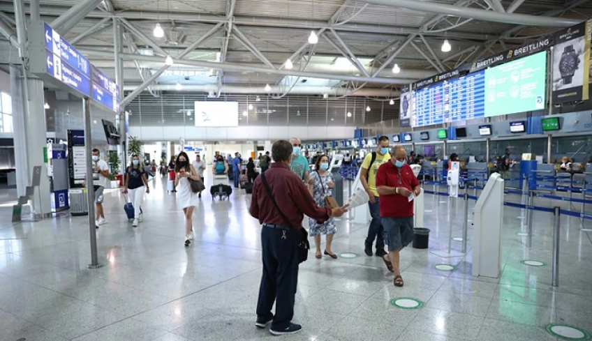 Κύκλωμα διακίνησης αλλοδαπών στο "Ελ.Βενιζέλος" εξάρθρωσε η ΕΛΑΣ - 4.000 ευρώ κόστιζε το "διαβατήριο" για την Ευρώπη