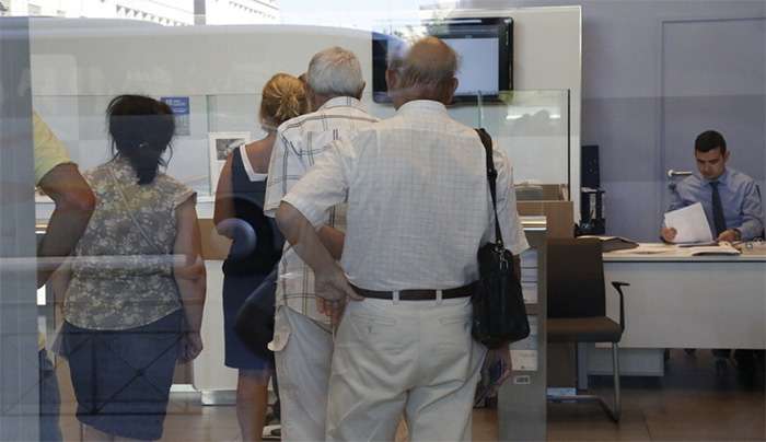 Συντάξεις: Ποιοι θα πάρουν καθαρές αυξήσεις από 20 έως 60 ευρώ τον μήνα - Αναλυτικά παραδείγματα